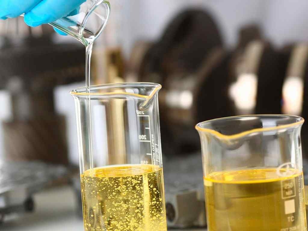 How important is viscosity index of an engine oil for the proper functioning of an engine?